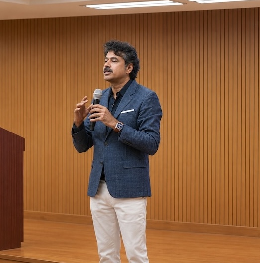 Suchit in conversation with leaders