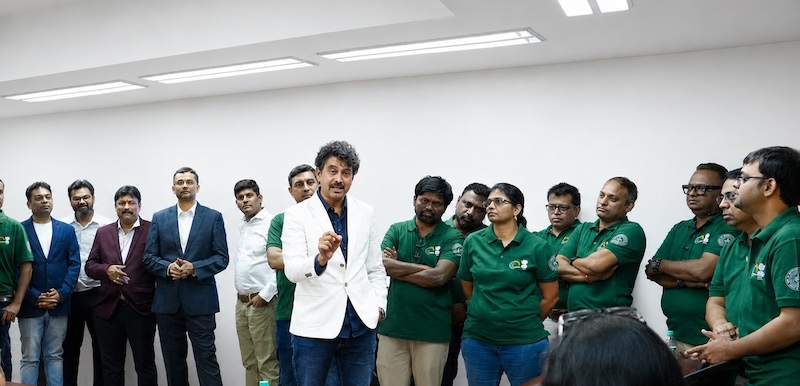People discovering AI together with Suchit